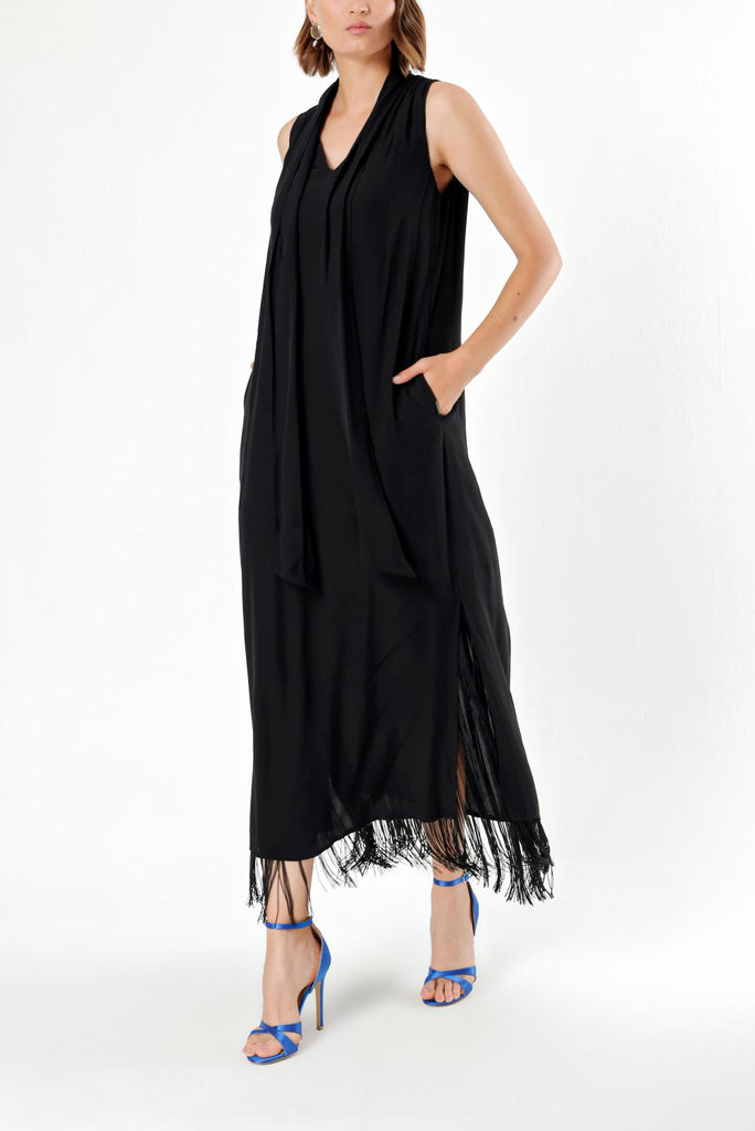Siyah Püsküllü yırtmaçlı uzun elbise 92698