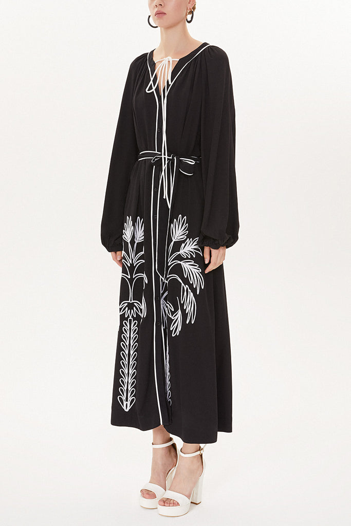 Black Painted Embroidery detail long sleeve dress 93438