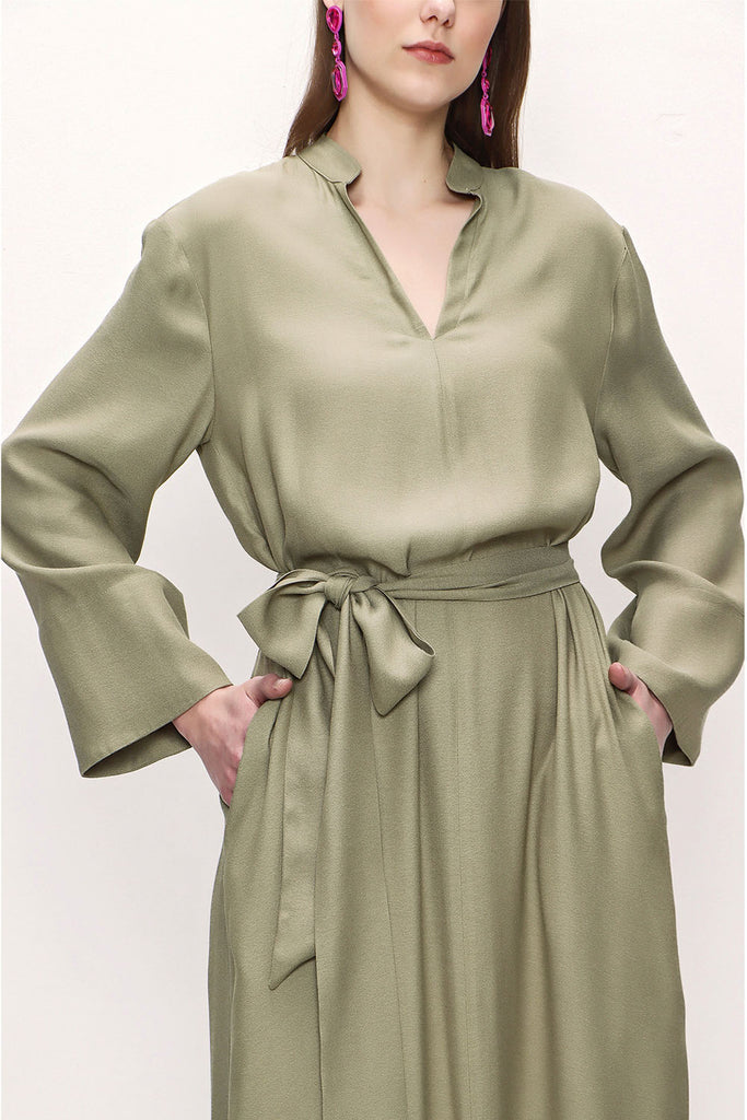 Khaki High-collar wide cut dress  93726